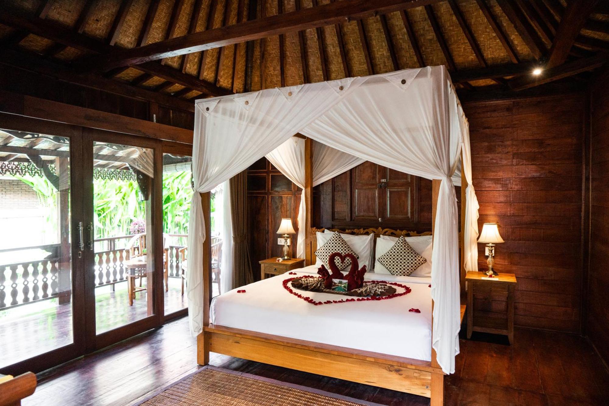 Ari Cottages Ubud Pokoj fotografie